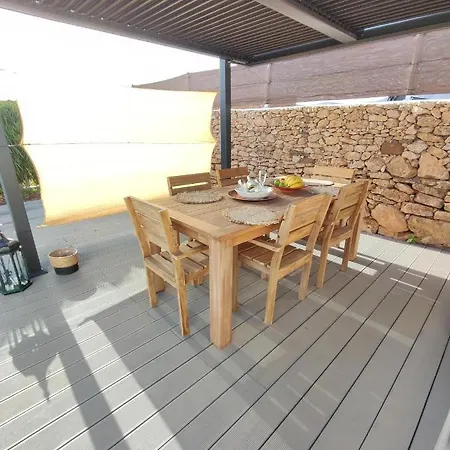 Chalet Casa Bermeja - *