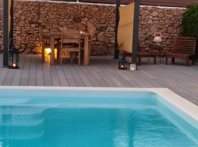 シャレー Casa Bermeja - *