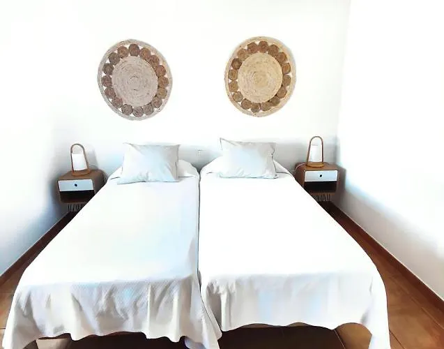 シャレー Casa Bermeja -